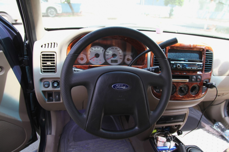 Đánh giá của thành viên Otosaigon về Ford Escape sau 15 năm và 158.000 km Đánh giá của thành viên Otosaigon về Ford Escape sau 15 năm và 158.000 km