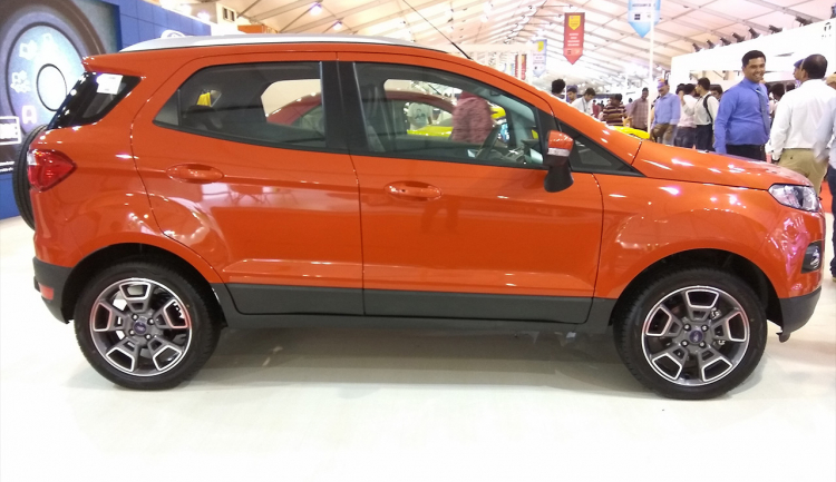 Ảnh thực tế  Ford EcoSport phiên bản cao cấp tại Ấn Độ