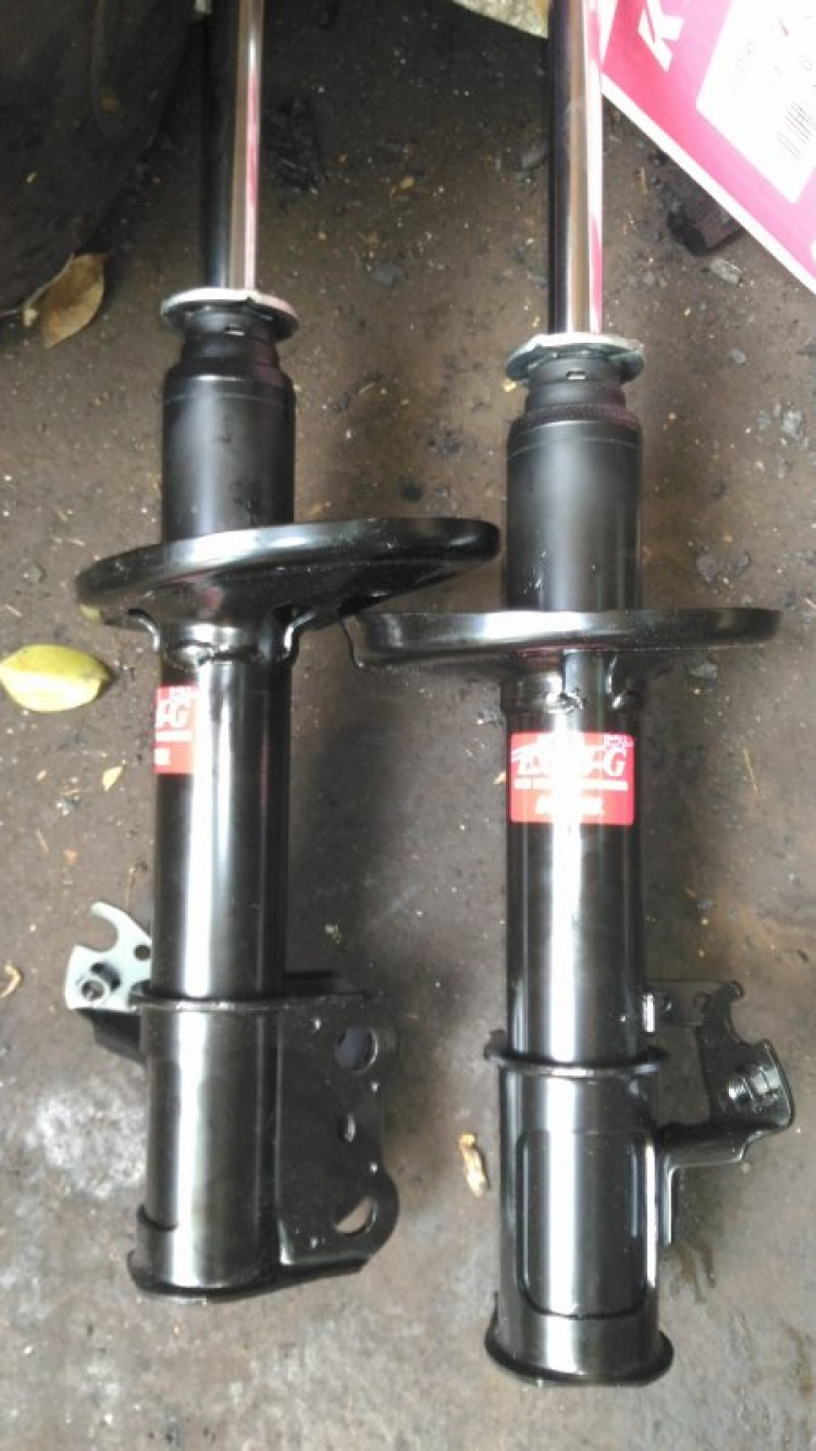 Toyota Corona 1992 - 1996 mắt híp đít bồng (Na béo ) Toyota Corona 1992 - 1996 mắt híp đít bồng (Na béo )