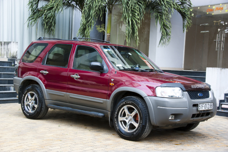 Đánh giá của thành viên Otosaigon về Ford Escape sau 15 năm và 158.000 km Đánh giá của thành viên Otosaigon về Ford Escape sau 15 năm và 158.000 km