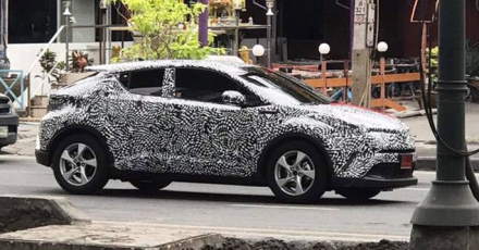 toyotachrcafeautovn1-1484906952.jpg