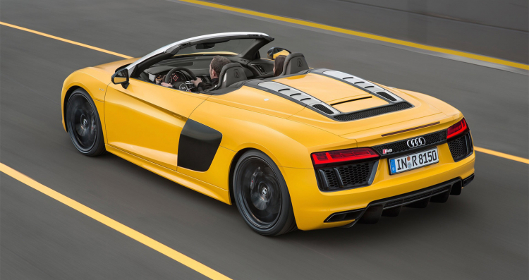 Audi R8 V10 Plus Spyder 2017 ra giá 175.100 USD tại Mỹ