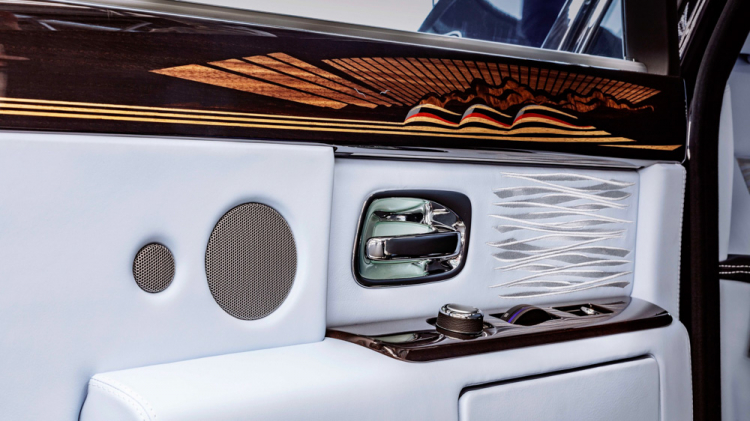 Rolls-Royce chia tay thế hệ Phantom VII bằng phiên bản đặc biệt