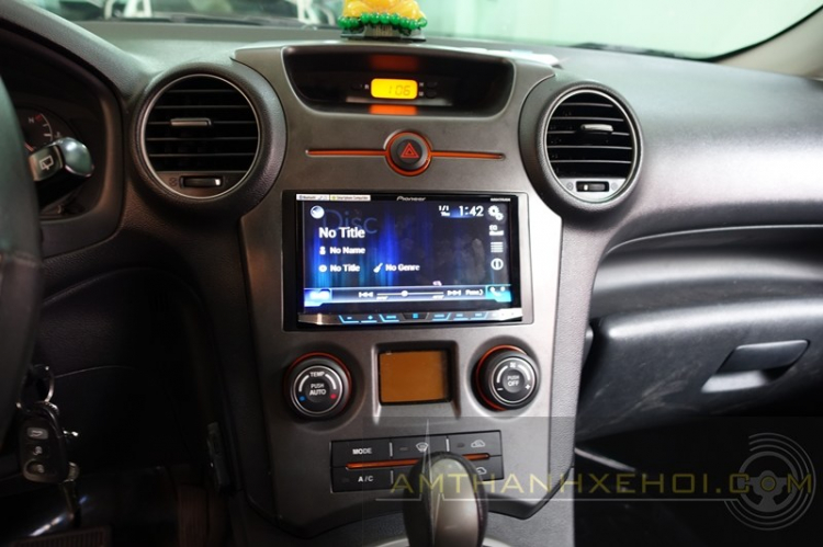 <<Tham Khảo>> DVD Hàng hiệu Kenwood, JVC - Camera trước & sau - Màn hình gối đầu. <<Tham Khảo>> DVD Hàng hiệu Kenwood, JVC - Camera trước & sau - Màn hình gối đầu.
