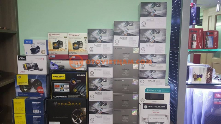<<Tham Khảo>> DVD Hàng hiệu Kenwood, JVC - Camera trước & sau - Màn hình gối đầu. <<Tham Khảo>> DVD Hàng hiệu Kenwood, JVC - Camera trước & sau - Màn hình gối đầu.