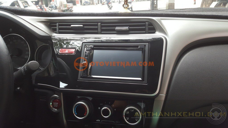 <<Tham Khảo>> DVD Hàng hiệu Kenwood, JVC - Camera trước & sau - Màn hình gối đầu. <<Tham Khảo>> DVD Hàng hiệu Kenwood, JVC - Camera trước & sau - Màn hình gối đầu.