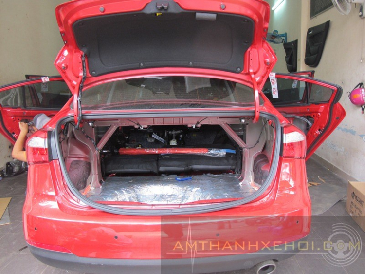 Vũ Car Workshop: Chuyên độ "âm thanh - hình ảnh -  mâm - body" cho xe hơi.