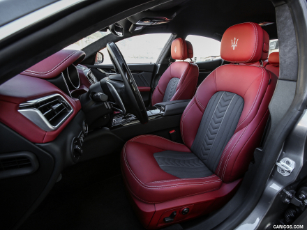 2017_maserati_ghibli_68_1600x1200.jpg