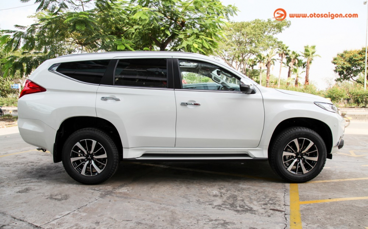 Ảnh chi tiết Mitsubishi Pajero Sport 3.0 4x4 AT giá 1,488 tỷ đồng tại Việt Nam