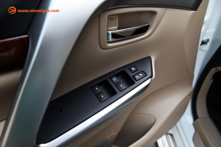 Ảnh chi tiết Mitsubishi Pajero Sport 3.0 4x4 AT giá 1,488 tỷ đồng tại Việt Nam Ảnh chi tiết Mitsubishi Pajero Sport 3.0 4x4 AT giá 1,488 tỷ đồng tại Việt Nam