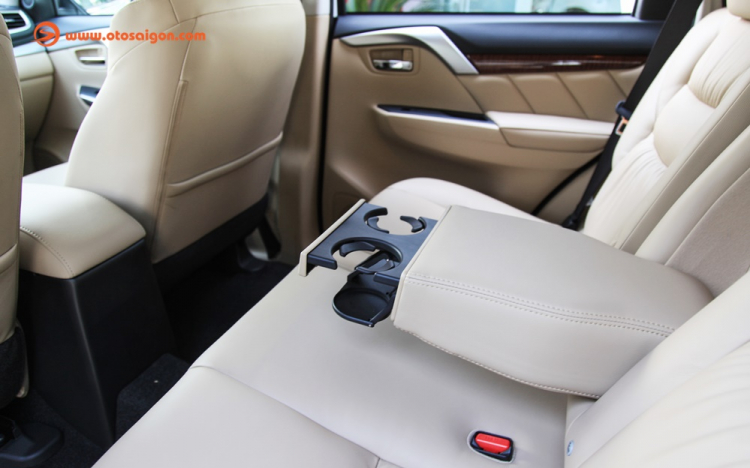 Ảnh chi tiết Mitsubishi Pajero Sport 3.0 4x4 AT giá 1,488 tỷ đồng tại Việt Nam Ảnh chi tiết Mitsubishi Pajero Sport 3.0 4x4 AT giá 1,488 tỷ đồng tại Việt Nam