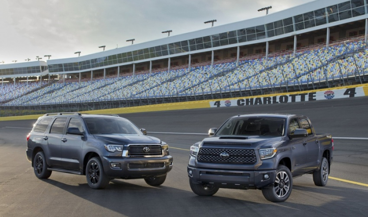 Toyota giới thiệu Tundra và Sequoia TRD Sport 2018