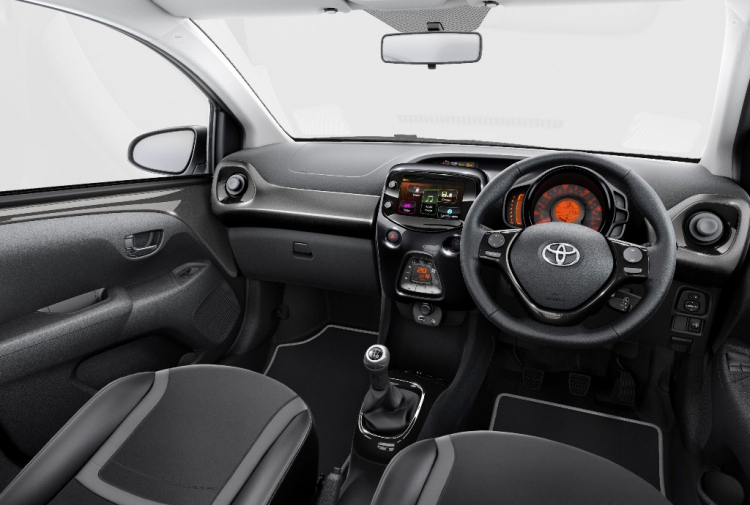 Toyota Aygo thêm trang bị cho phiên bản 2017