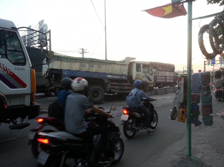 hung thần leo dải phân cách !!!