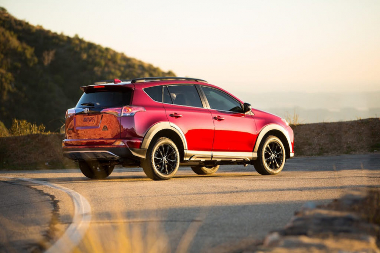 Toyota ra mắt Rav4 Adventure, đe doạ Honda CR-V