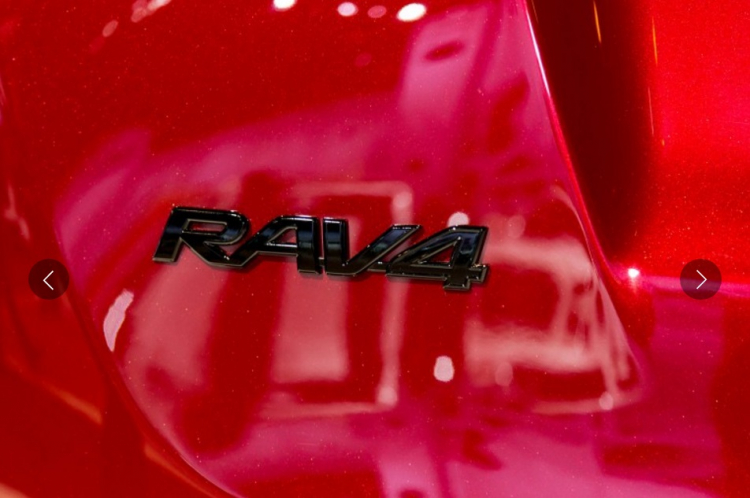 Toyota ra mắt Rav4 Adventure, đe doạ Honda CR-V Toyota ra mắt Rav4 Adventure, đe doạ Honda CR-V