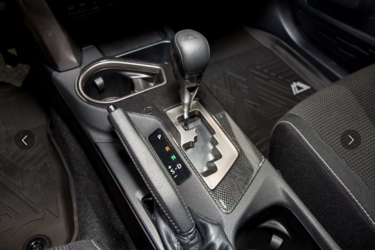 Toyota ra mắt Rav4 Adventure, đe doạ Honda CR-V Toyota ra mắt Rav4 Adventure, đe doạ Honda CR-V