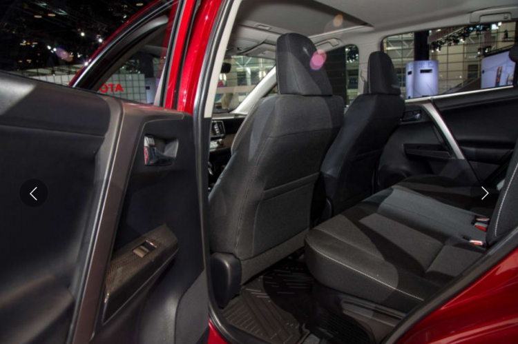 Toyota ra mắt Rav4 Adventure, đe doạ Honda CR-V Toyota ra mắt Rav4 Adventure, đe doạ Honda CR-V