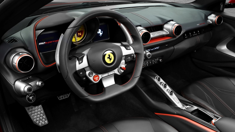Ferrari vén màn siêu xe 812 Superfast