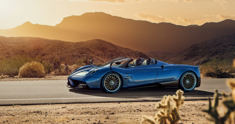 Pagani Huayra Roadster chính thức ra mắt với giá 2,41 triệu USD