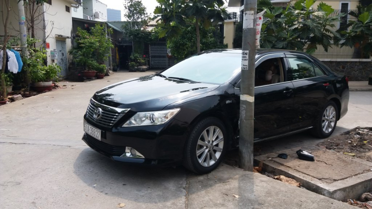 Cẩn thận với con nít trong xóm là không thừa.