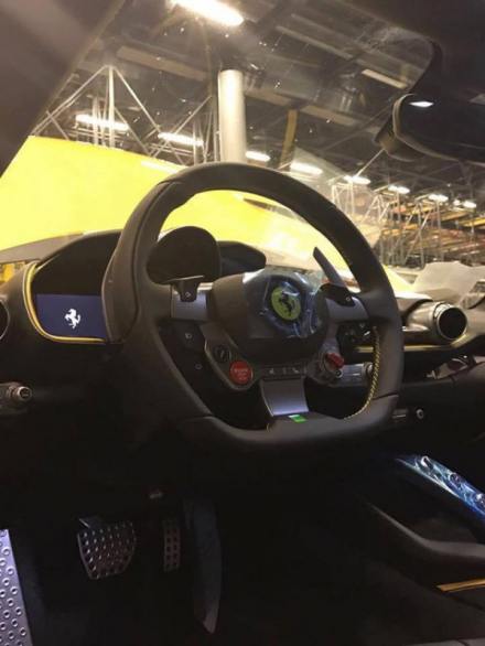 2018-ferrari-812-superfast-lo-anh-1-1487602436733.jpg