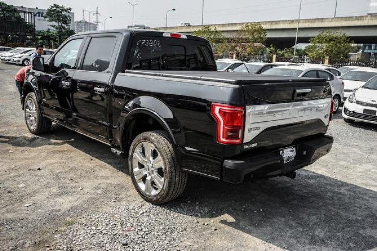 Ford F-150 Limited 2017 xuất hiện tại Việt Nam