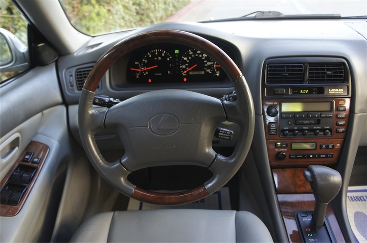 Anh em Camry 87-91 vô đây chơi Anh em Camry 87-91 vô đây chơi