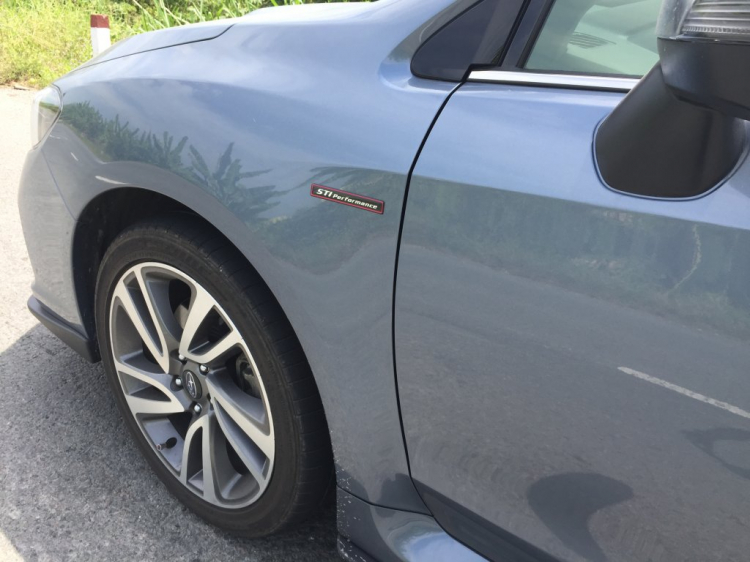 Thớt tụt quần Subaru Thớt tụt quần Subaru