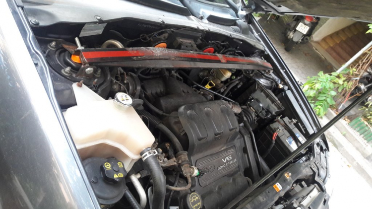 Strut bar Ford Escape Strut bar Ford Escape