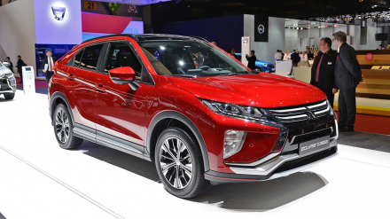 [otosaigon] 01-2018-mitsubishi-eclipse-cross-geneva-1.jpg