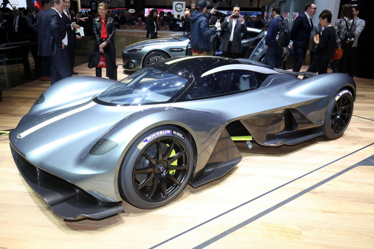 [GIMS2017] Aston Martin tung hàng khủng Valkyrie