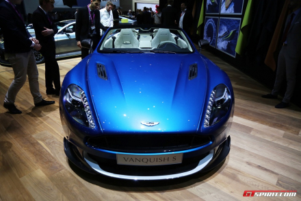 Aston-Martin-Vanquish-S-Volante-at-Geneva-20171.jpg