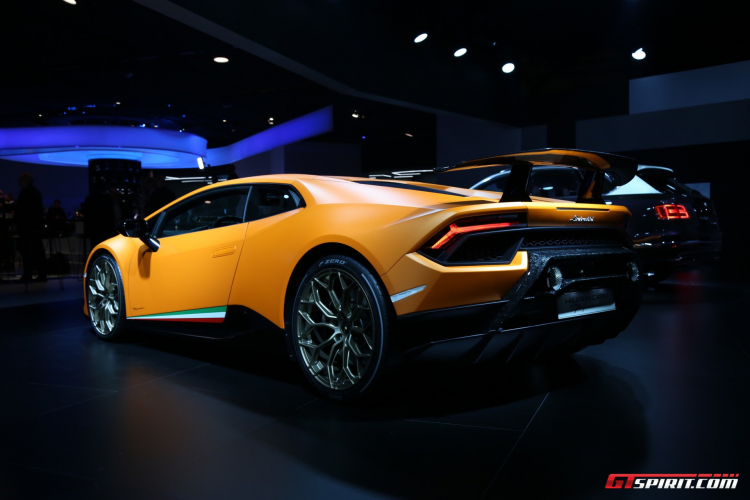 [GIMS2017] Huracan Performante: tâm điểm của gian trưng bày Lamborghini tại Geneva 2017