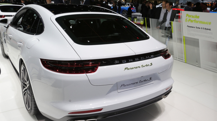 [GIMS2017] Ảnh thực tế Porsche Panamera Turbo S E-Hybrid tại Geneva 2017