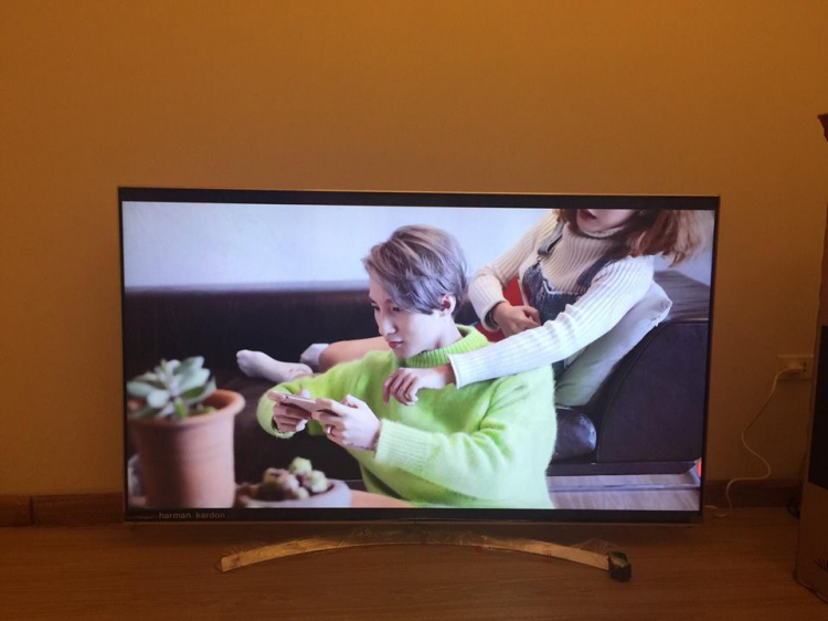 Tivi 65inch còn xót lại