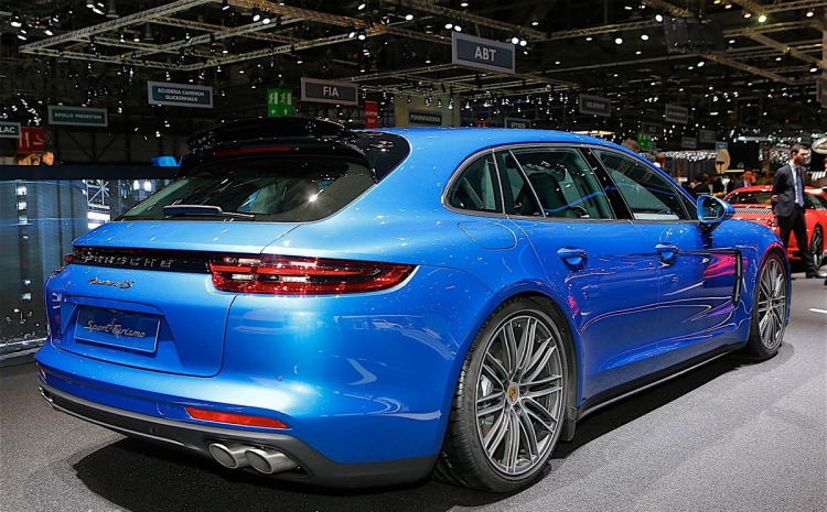 Porsche Panamera Sport Turismo chốt giá từ 5,41 tỷ tại Việt Nam