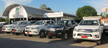 2016-Toyota-Hilux-Revo-multiple-units4.JPG