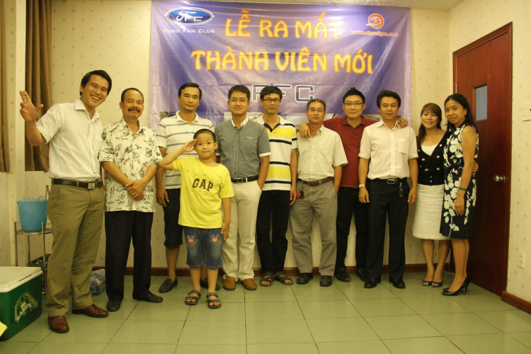 Tiệc ra mắt thành viên mới của FFC ngày 30/05/2014 tại nhà hàng Dìn ký Hồng Hà