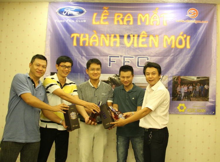 Tiệc ra mắt thành viên mới của FFC ngày 30/05/2014 tại nhà hàng Dìn ký Hồng Hà