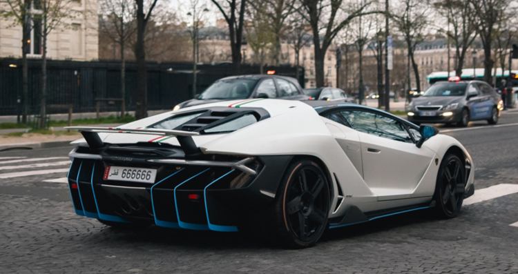 Siêu xe Lamborghini Centenario hàng hiếm với biển số cực đẹp xuất hiện tại Paris