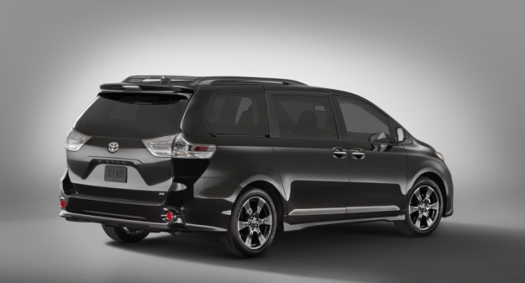 Toyota Sienna 2018 làm mới ngoại hình, sắp có mặt tại New York Auto Show