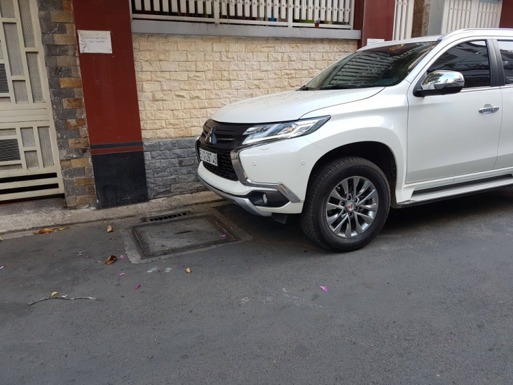 Độ đồ chơi cho All New Pajero Sport