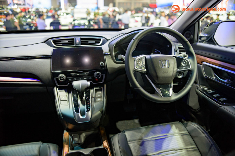[BIMS2017] Ngồi thử hàng ghế 3 trên Honda CR-V sẽ về Việt Nam
