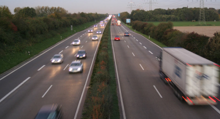 Autobahn_A44_1a.jpg