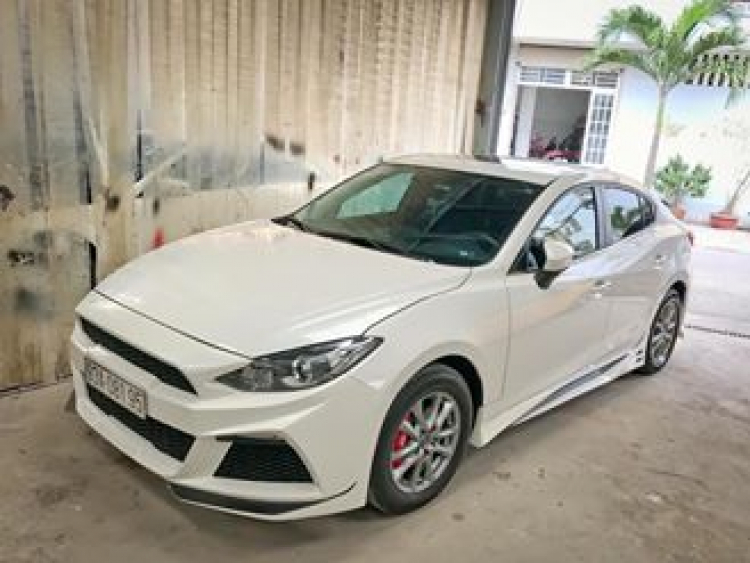 Mazda3 độc đáo với bodykit phong cách Ford