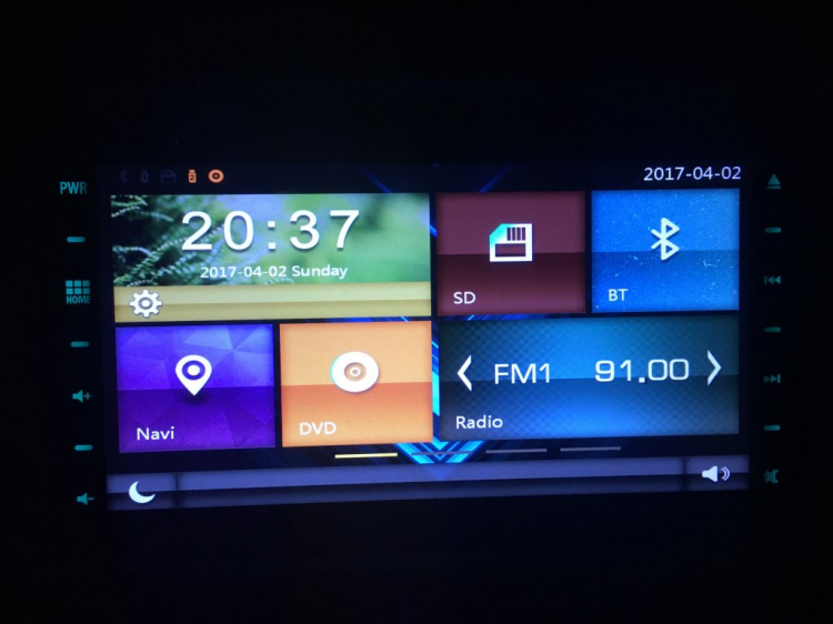 Tìm ace chơi xe Nissan Grand Livina Tìm ace chơi xe Nissan Grand Livina