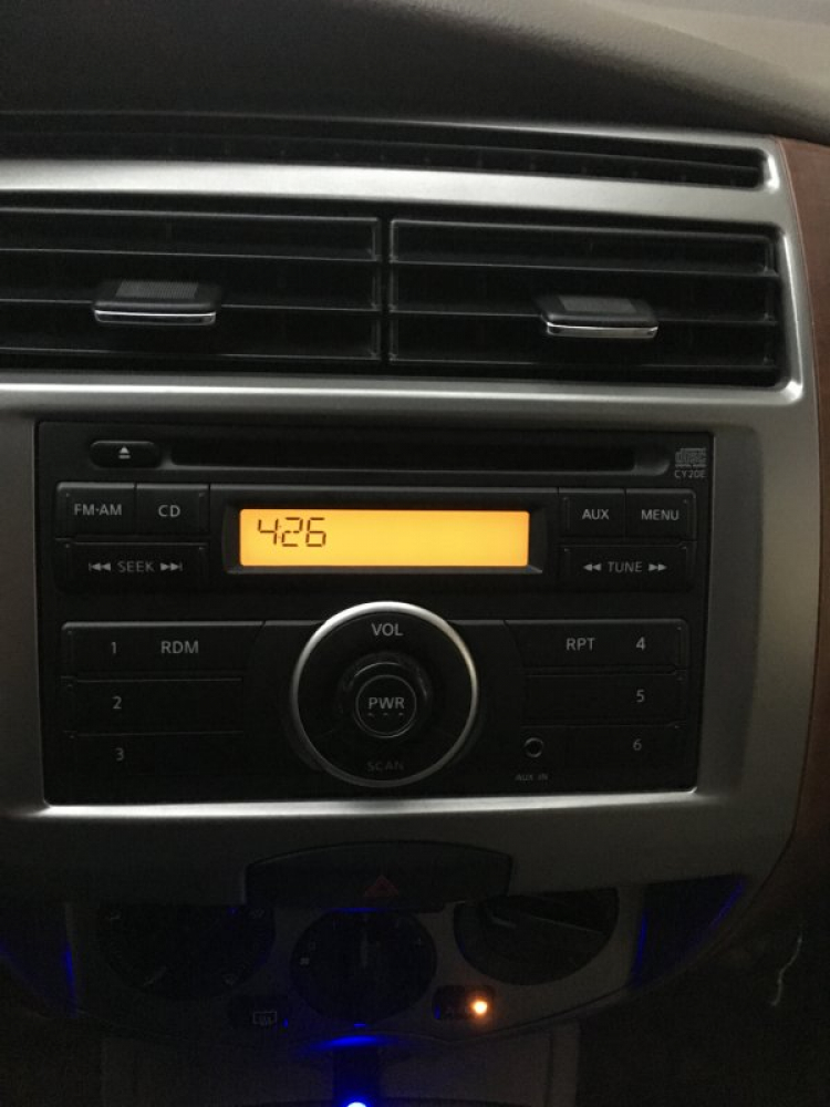 Tìm ace chơi xe Nissan Grand Livina Tìm ace chơi xe Nissan Grand Livina