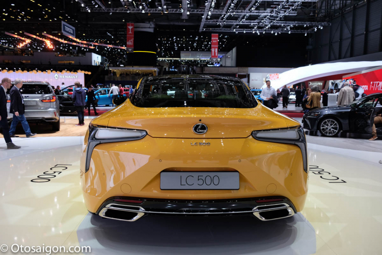 Lần đầu tiên đi xem Triễn Lãm Ô Tô Quốc Tế Geneva 2017 Lần đầu tiên đi xem Triễn Lãm Ô Tô Quốc Tế Geneva 2017