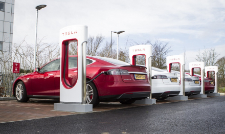 tesla-expands-destination-charging-network-in-europe-with-150-charging-points_1.jpg